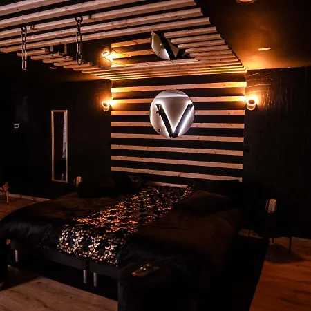 Apartment Douceur Du Charme - Love-room A Charmes Entre Epinal Et Nancy *