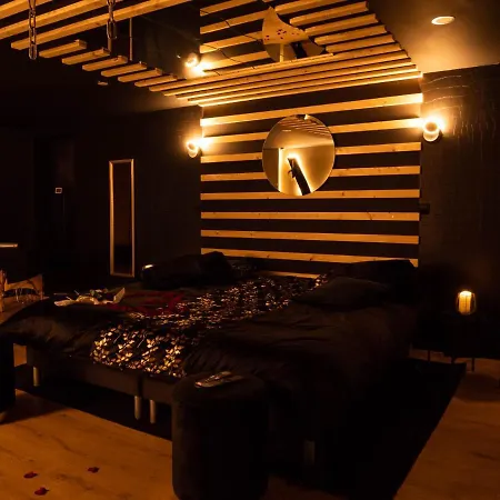 Douceur Du Charme - Love-room A Entre Epinal Et Nancy * Charmes (Vosges)