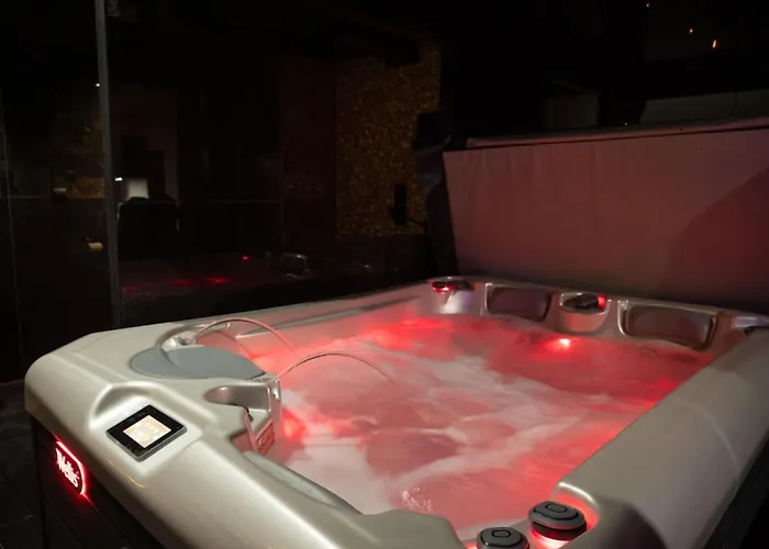 Douceur Du Charme - Love-room A Entre Epinal Et Nancy 아파트